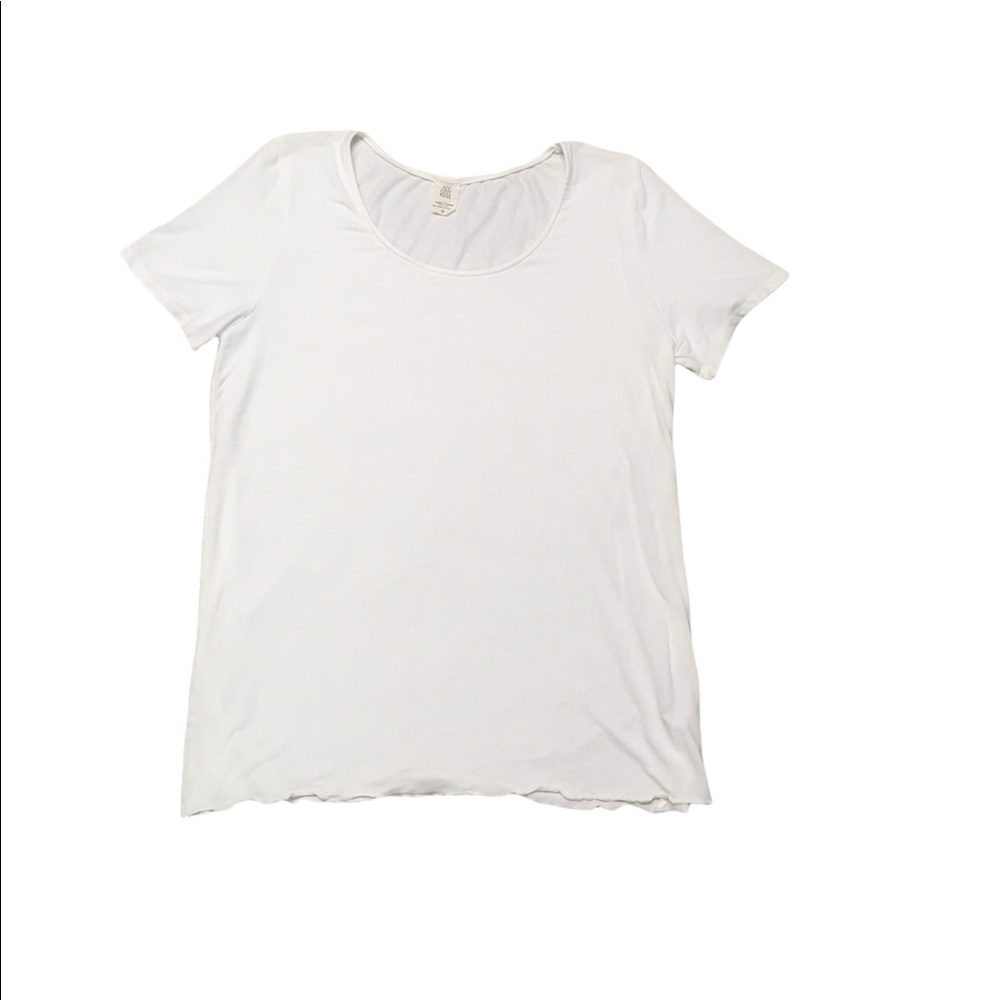 Classic T-Shirt, Size L